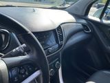 Used 2019 Chevrolet Trax LT w/ LT Convenience Package image 4