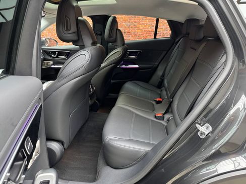 Used 2026 Mercedes-Benz GLC 300 4MATIC image 23