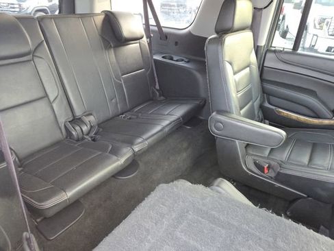 Used 2017 GMC Yukon XL Denali w/ Open Road Package image 33