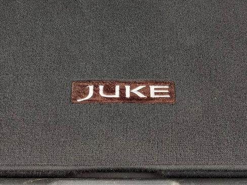 Used 2016 Nissan Juke SV image 23