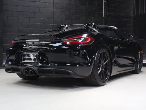 Used 2016 Porsche Boxster Spyder RWD image 32