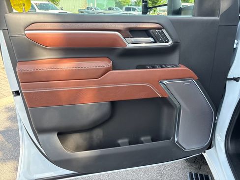 New 2026 GMC Sierra 2500 Denali Ultimate AWD/4WD image 14