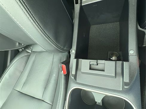 Used 2020 Subaru Legacy Limited image 15