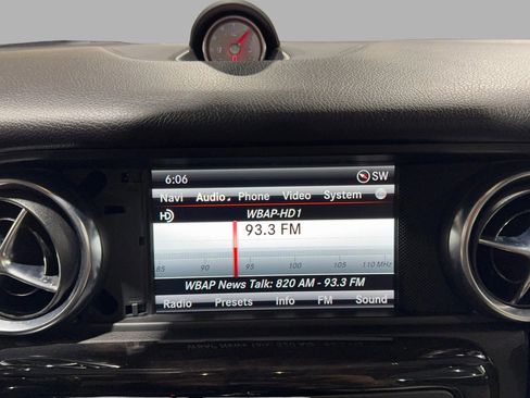 Used 2015 Mercedes-Benz SLK 250 w/ Premium Package image 29