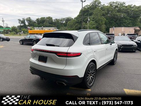Used 2021 Porsche Cayenne AWD/4WD image 8