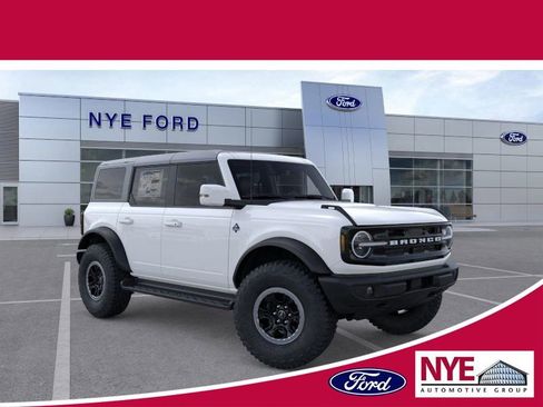 New 2025 Ford Bronco Outer Banks w/ Sasquatch Package image 1