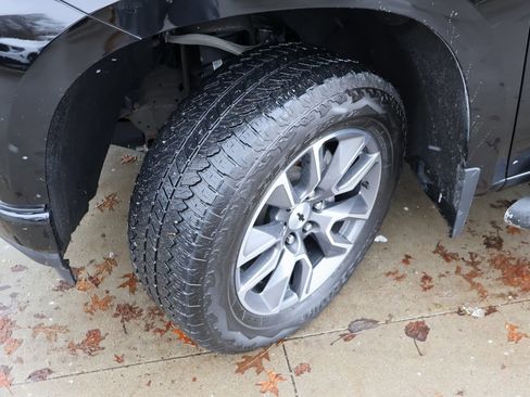 Certified 2021 Chevrolet Silverado 1500 RST image 45