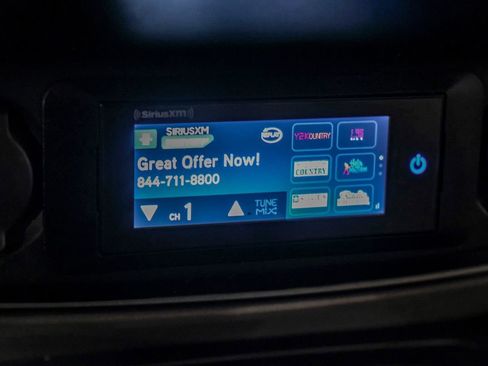 Used 2012 Nissan Armada SV image 24