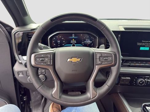 New 2026 Chevrolet Silverado 1500 High Country AWD/4WD image 10