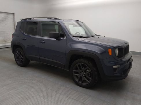 Used 2021 Jeep Renegade Latitude AWD/4WD image 11