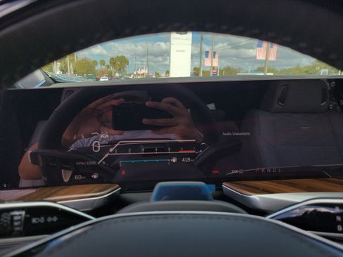 New 2026 Cadillac Escalade ESV Platinum Sport image 32