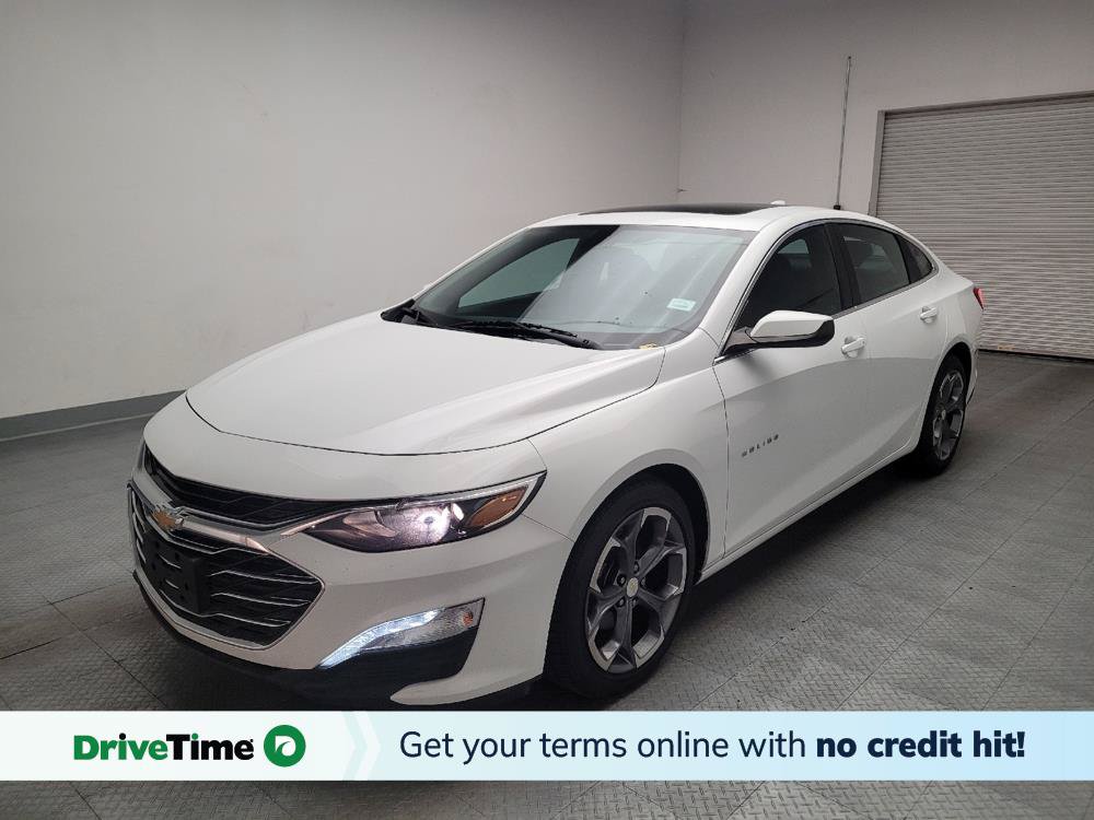 Used 2021 Chevrolet Malibu LT FWD image 1