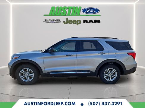 Used 2021 Ford Explorer XLT w/ Equipment Group 202A image 13