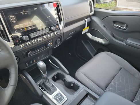 New 2026 Nissan Frontier SV w/ All-Weather Content Package AWD/4WD image 28