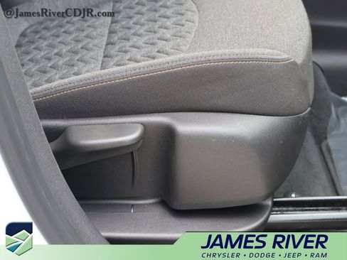 Used 2024 Chevrolet Equinox LT AWD/4WD image 10