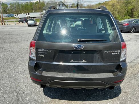Used 2013 Subaru Forester 2.5X AWD/4WD image 7