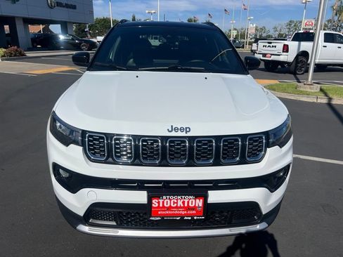 Used 2025 Jeep Compass Limited AWD/4WD image 6