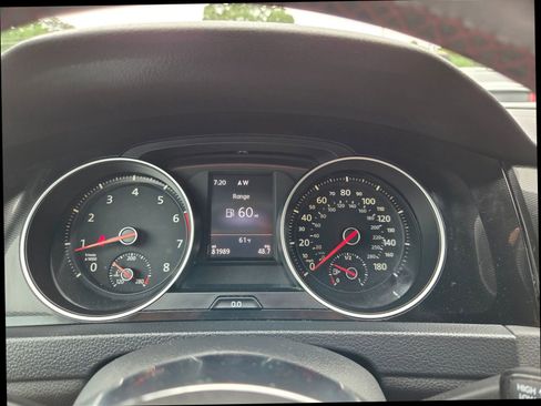 Used 2016 Volkswagen GTI S FWD image 19