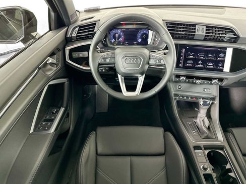 Certified 2025 Audi Q3 2.0T Premium w/ Convenience Package AWD/4WD image 20