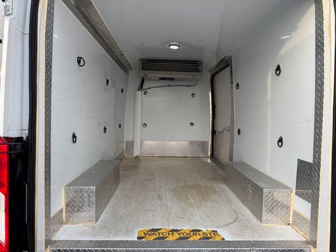 Used 2017 Ford Transit 250 148 Medium Roof RWD image 27