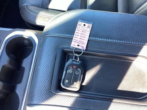 Used 2021 GMC Sierra 2500 Denali w/ Denali Ultimate Package image 27