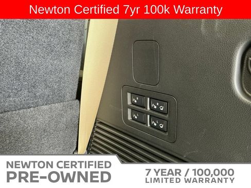 Used 2025 Nissan Armada Platinum w/ Convenience Package RWD image 40