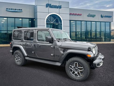 New 2026 Jeep Wrangler Unlimited Sahara AWD/4WD image 1