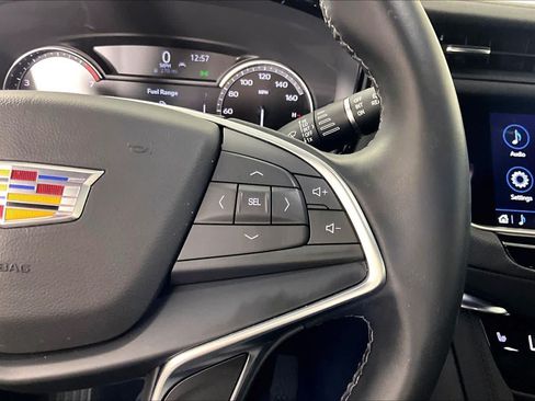 Used 2024 Cadillac XT5 Luxury FWD image 23