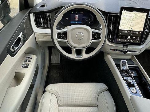 New 2026 Volvo XC60 B5 Ultra w/ Climate Package AWD/4WD image 5