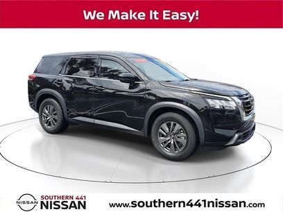 Used 2022 Nissan Pathfinder S