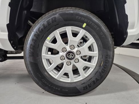New 2026 Toyota Tacoma SR5 AWD/4WD image 11