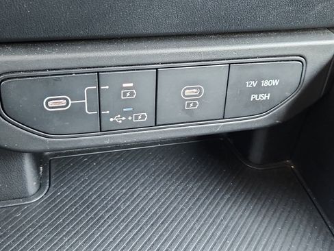 Used 2025 Kia K4 FWD image 21