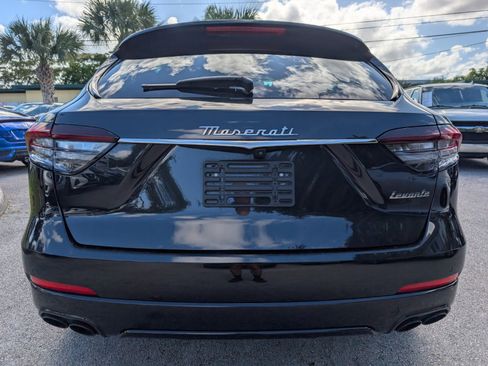 Used 2022 Maserati Levante GT image 12