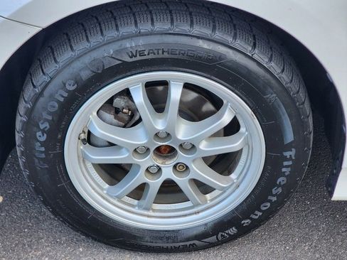 Used 2018 Toyota Prius Prime Advanced image 18