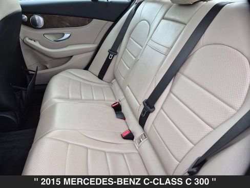 Used 2015 Mercedes-Benz C 300 4MATIC Sedan image 28
