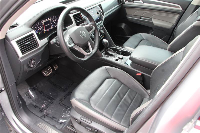 Used 2023 Volkswagen Atlas SEL Premium AWD/4WD image 11