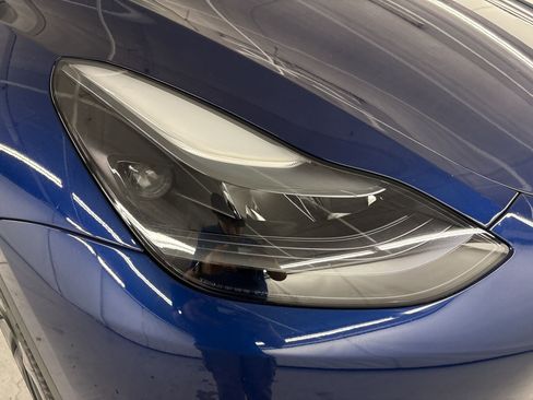 Used 2024 Tesla Model Y Long Range AWD/4WD image 12