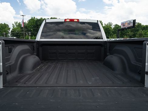 Used 2026 RAM 2500 Big Horn AWD/4WD image 9