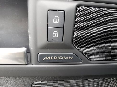 New 2026 Land Rover Defender 110 S image 22