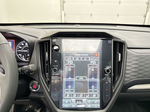 New 2026 Subaru Forester Premium AWD/4WD image 31