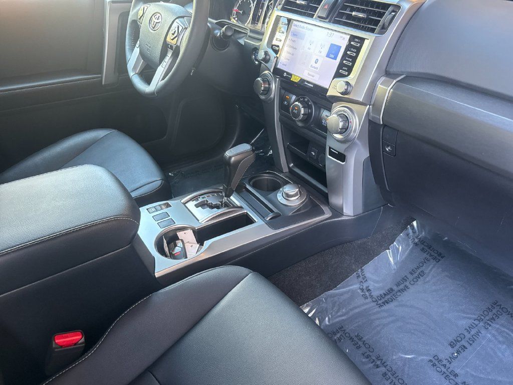 Used 2023 Toyota 4Runner TRD Sport w/ Technology Package AWD/4WD image 19