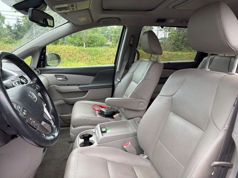 Used 2017 Honda Odyssey EX-L image 20