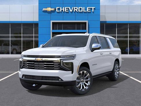 New 2026 Chevrolet Suburban Premier image 6