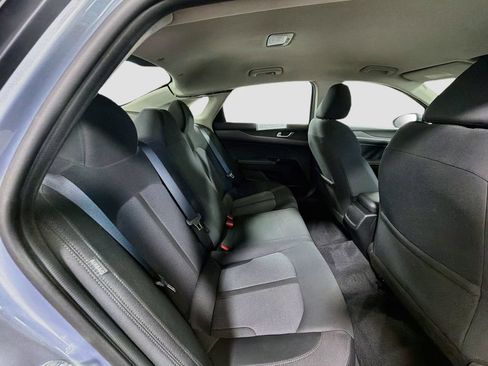 Used 2022 Kia K5 LX FWD image 25