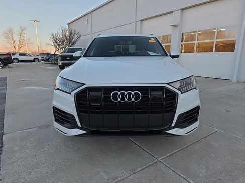 Used 2020 Audi Q7 3.0T Prestige w/ Prestige Package image 2
