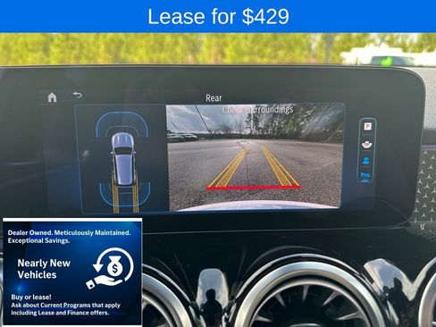 Used 2025 Mercedes-Benz GLB 250 4MATIC image 10