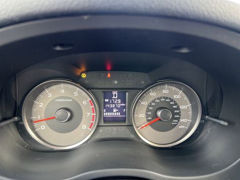 Used 2014 Subaru Forester 2.5i Limited w/ Popular Package #2 image 3