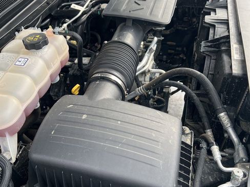 Used 2025 RAM 1500 Tradesman image 10