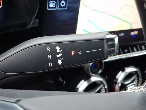 Used 2025 Chevrolet Blazer EV LT image 14