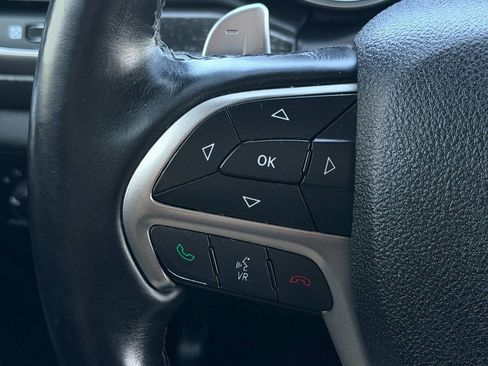 Used 2017 Jeep Grand Cherokee Altitude AWD/4WD image 31